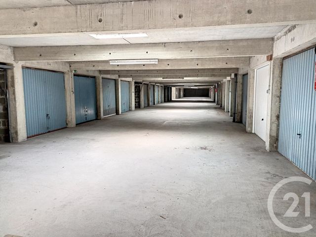 Afficher la photo en grand Parking à vendre - 15 m2 - Brest - 29 - BRETAGNE