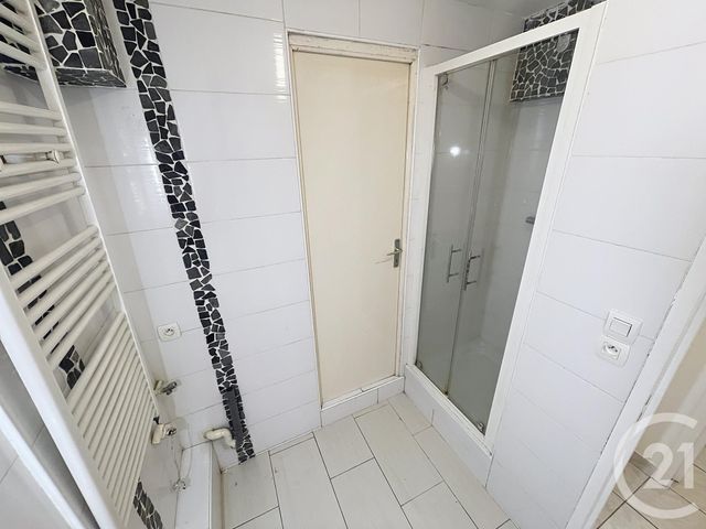 Afficher la photo en grand Appartement T2 à vendre - 2 pièces - 47,88 m2 - Landerneau - 29 - BRETAGNE