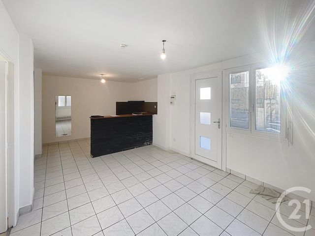 Afficher la photo en grand Appartement T2 à vendre - 2 pièces - 47,88 m2 - Landerneau - 29 - BRETAGNE