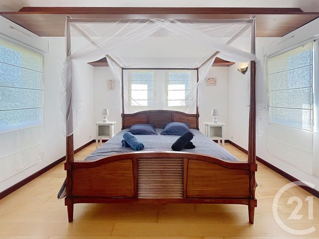 Afficher la photo en grand Maison à vendre - 7 pièces - 220 m2 - Landeda - 29 - BRETAGNE