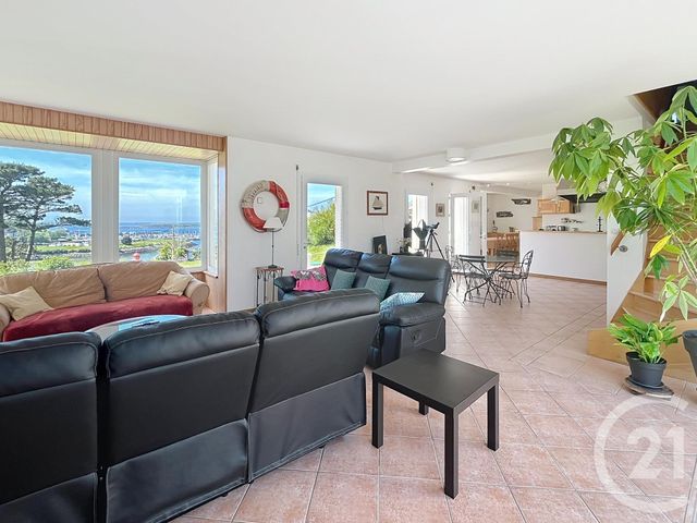 Afficher la photo en grand Maison à vendre - 7 pièces - 220 m2 - Landeda - 29 - BRETAGNE