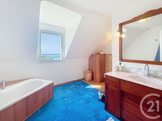 Afficher la photo en grand Maison à vendre - 7 pièces - 220 m2 - Landeda - 29 - BRETAGNE