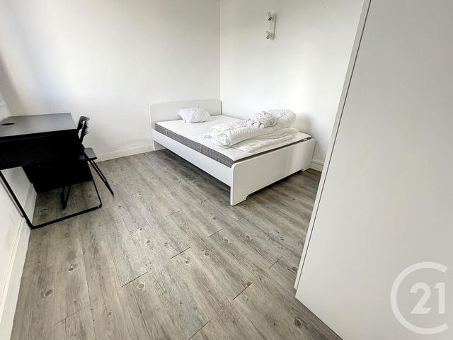 Appartement T1 à louer - 4 pièces - 70 m2 - Brest - 29 - BRETAGNE