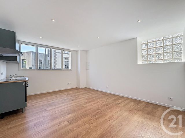 Appartement T3 à louer - 3 pièces - 49,78 m2 - Lesneven - 29 - BRETAGNE