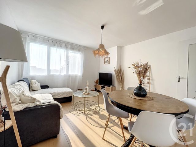 Appartement T3 à louer - 3 pièces - 61 m2 - Brest - 29 - BRETAGNE