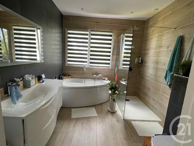 Maison à vendre - 7 pièces - 236 m2 - Porspoder - 29 - BRETAGNE