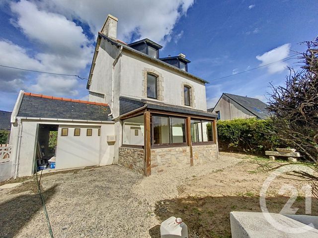Maison à louer - 6 pièces - 120 m2 - Kerlouan - 29 - BRETAGNE
