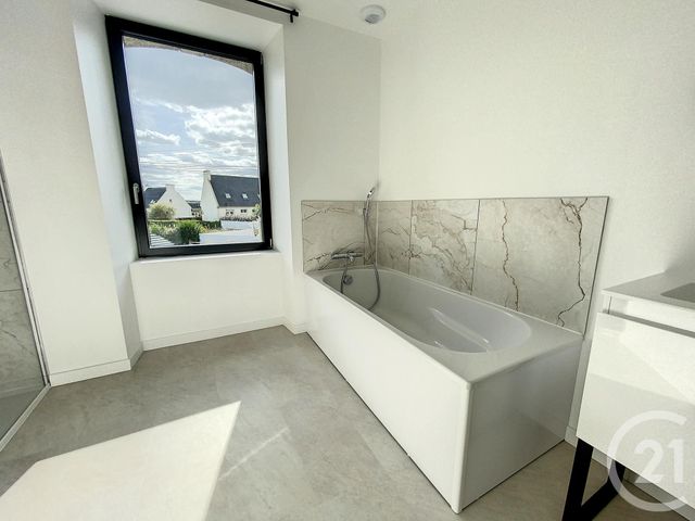 Maison à louer - 6 pièces - 120 m2 - Kerlouan - 29 - BRETAGNE