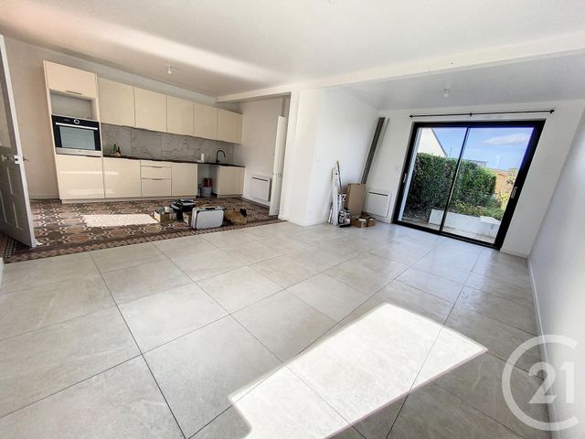Maison à louer - 6 pièces - 120 m2 - Kerlouan - 29 - BRETAGNE