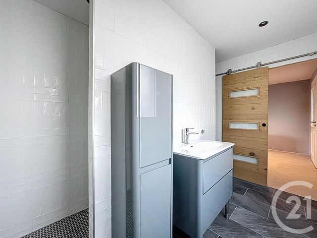 Maison &agrave; louer - 5 pi&egrave;ces - 122,45 m2 - Guipavas - 29 - BRETAGNE