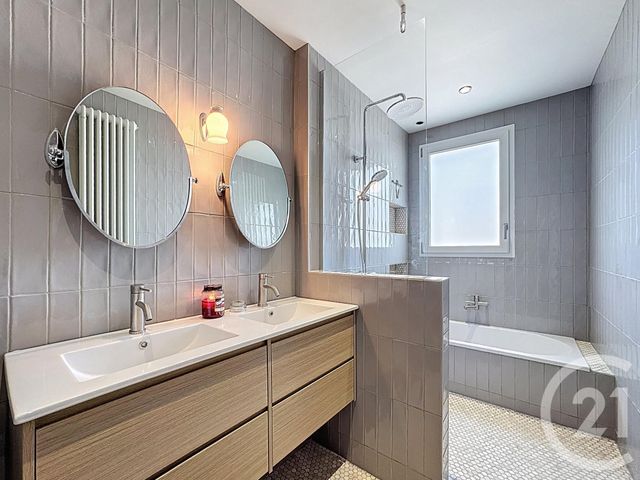 Maison &agrave; louer - 5 pi&egrave;ces - 122,45 m2 - Guipavas - 29 - BRETAGNE