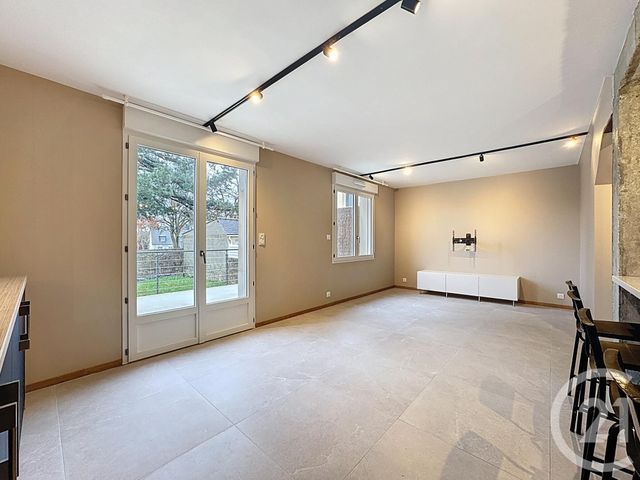 Maison &agrave; louer - 5 pi&egrave;ces - 122,45 m2 - Guipavas - 29 - BRETAGNE