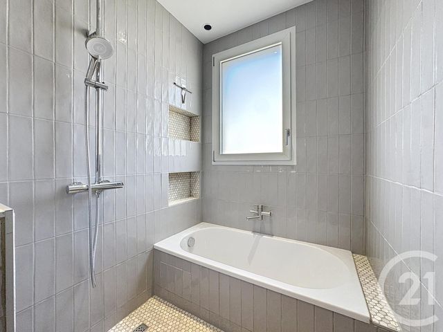 Maison &agrave; louer - 5 pi&egrave;ces - 122,45 m2 - Guipavas - 29 - BRETAGNE