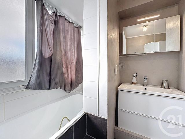 Appartement T3 à vendre - 3 pièces - 66,14 m2 - Brest - 29 - BRETAGNE