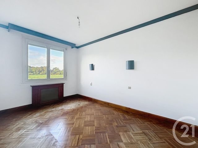 Afficher la photo en grand Maison à vendre - 5 pièces - 100,60 m2 - Plouvorn - 29 - BRETAGNE