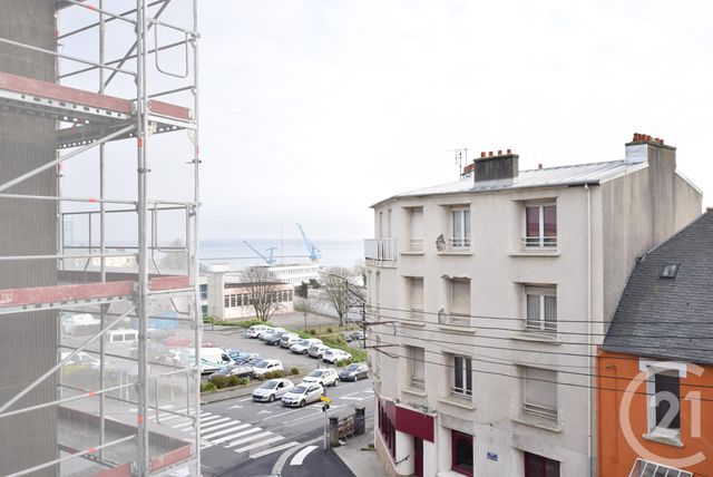 Afficher la photo en grand Appartement F3 à louer - 3 pièces - 64,88 m2 - Brest - 29 - BRETAGNE