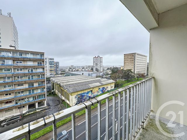 Afficher la photo en grand Appartement T3 à louer - 4 pièces - 79 m2 - Brest - 29 - BRETAGNE