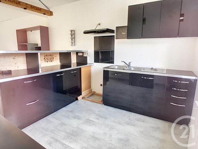 Afficher la photo en grand Appartement T2 à louer - 2 pièces - 50 m2 - Ploudalmezeau - 29 - BRETAGNE
