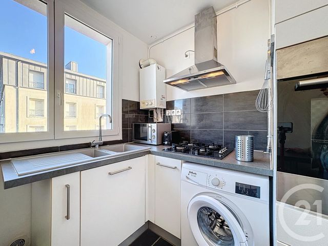 Afficher la photo en grand Appartement F3 à louer - 3 pièces - 53,19 m2 - Brest - 29 - BRETAGNE