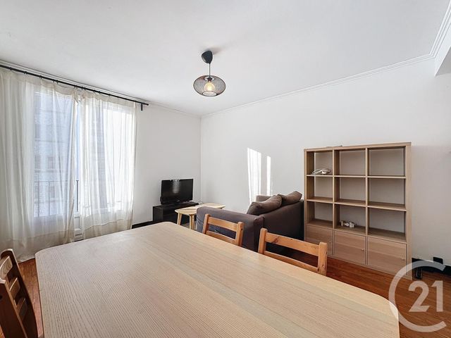 Afficher la photo en grand Appartement F3 à louer - 3 pièces - 53,19 m2 - Brest - 29 - BRETAGNE