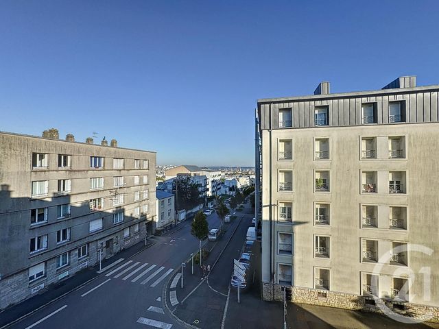 Afficher la photo en grand Appartement F3 à louer - 3 pièces - 53,19 m2 - Brest - 29 - BRETAGNE