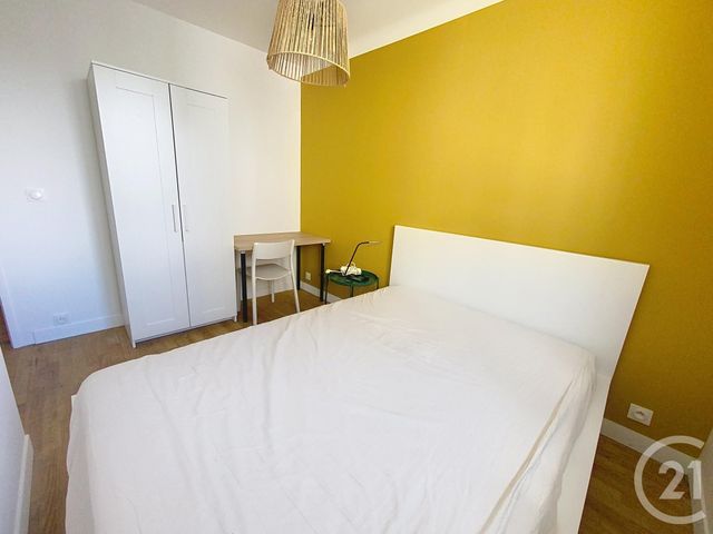 Afficher la photo en grand Appartement Chambre à louer - 3 pièces - 83 m2 - Brest - 29 - BRETAGNE