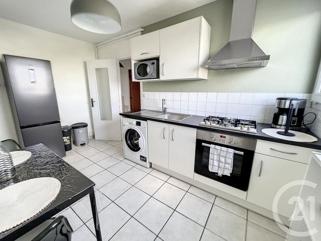 Afficher la photo en grand Appartement T2 à louer - 2 pièces - 54 m2 - Brest - 29 - BRETAGNE
