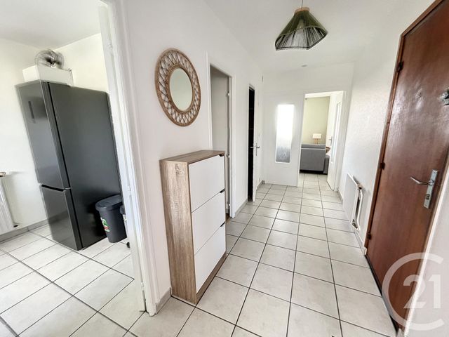 Afficher la photo en grand Appartement T2 à louer - 2 pièces - 54 m2 - Brest - 29 - BRETAGNE