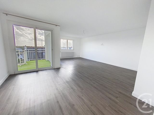 Afficher la photo en grand Appartement T5 à louer - 4 pièces - 85,47 m2 - Brest - 29 - BRETAGNE