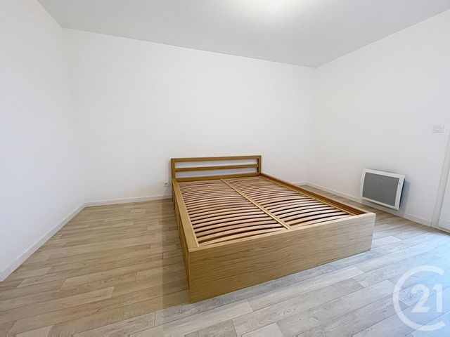 Afficher la photo en grand Appartement T2 à louer - 2 pièces - 45,18 m2 - Brest - 29 - BRETAGNE