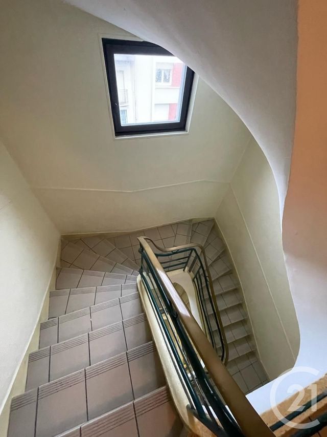 Afficher la photo en grand Appartement Studio à louer - 1 pièce - 18 m2 - Brest - 29 - BRETAGNE