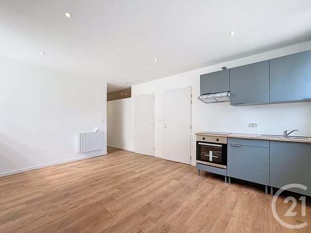 Appartement T3 à louer - 3 pièces - 49,78 m2 - Lesneven - 29 - BRETAGNE