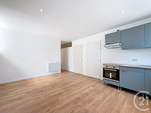 Appartement T3 à louer - 3 pièces - 49,78 m2 - Lesneven - 29 - BRETAGNE