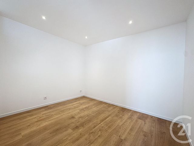 Appartement T3 à louer - 3 pièces - 49,78 m2 - Lesneven - 29 - BRETAGNE