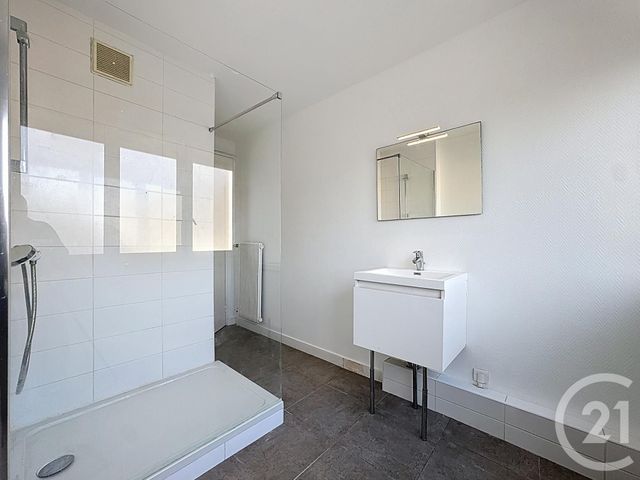 Appartement T3 à louer - 3 pièces - 81,53 m2 - Brest - 29 - BRETAGNE