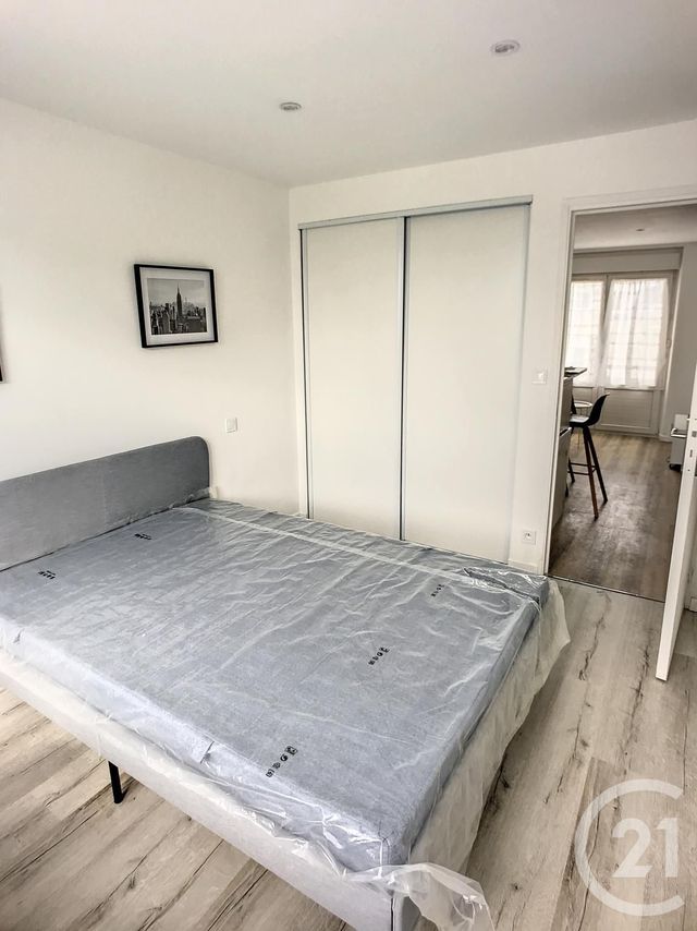Appartement T2 &agrave; louer - 2 pi&egrave;ces - 24,62 m2 - Brest - 29 - BRETAGNE