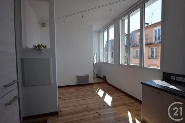 Appartement F3 &agrave; louer - 3 pi&egrave;ces - 40,77 m2 - Brest - 29 - BRETAGNE