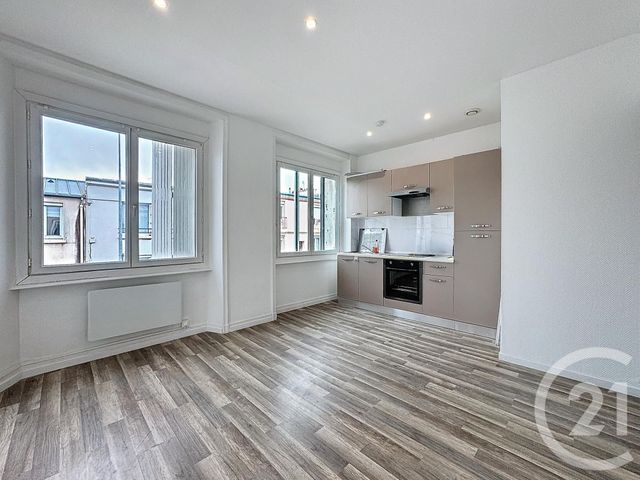 Appartement T4 &agrave; louer - 3 pi&egrave;ces - 74,07 m2 - Brest - 29 - BRETAGNE