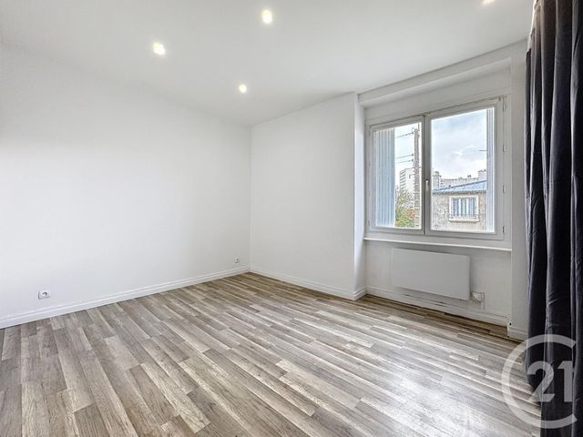 Appartement T4 &agrave; louer - 3 pi&egrave;ces - 74,07 m2 - Brest - 29 - BRETAGNE