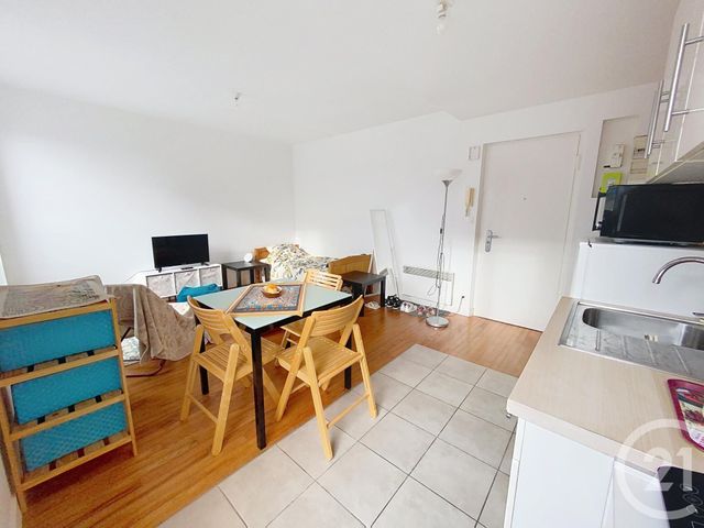 Appartement Studio &agrave; louer - 1 pi&egrave;ce - 28,32 m2 - Brest - 29 - BRETAGNE