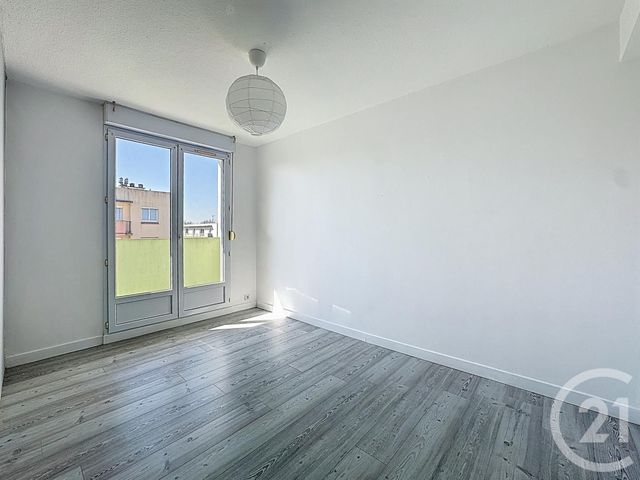 Appartement T4 &agrave; louer - 4 pi&egrave;ces - 73,76 m2 - Brest - 29 - BRETAGNE