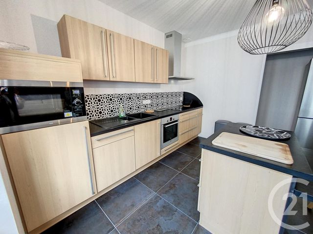 Appartement T7 &agrave; louer - 5 pi&egrave;ces - 103 m2 - Brest - 29 - BRETAGNE