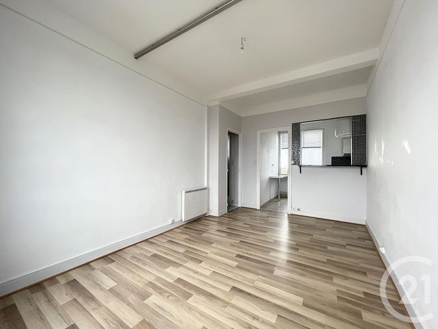 Appartement F1 &agrave; louer - 1 pi&egrave;ce - 29 m2 - Brest - 29 - BRETAGNE