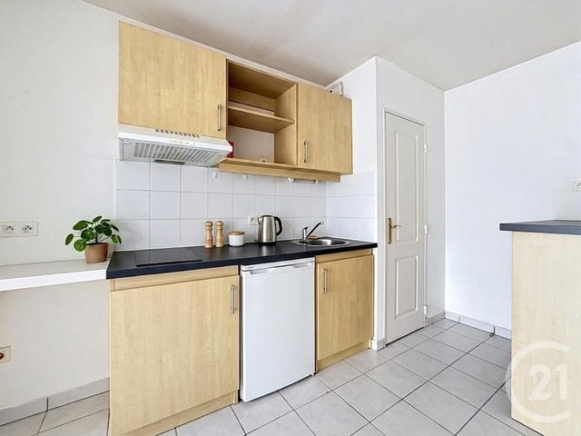 Appartement T2 &agrave; louer - 2 pi&egrave;ces - 41,45 m2 - Brest - 29 - BRETAGNE