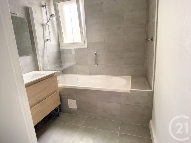 Appartement T5 &agrave; louer - 5 pi&egrave;ces - 101,18 m2 - Brest - 29 - BRETAGNE
