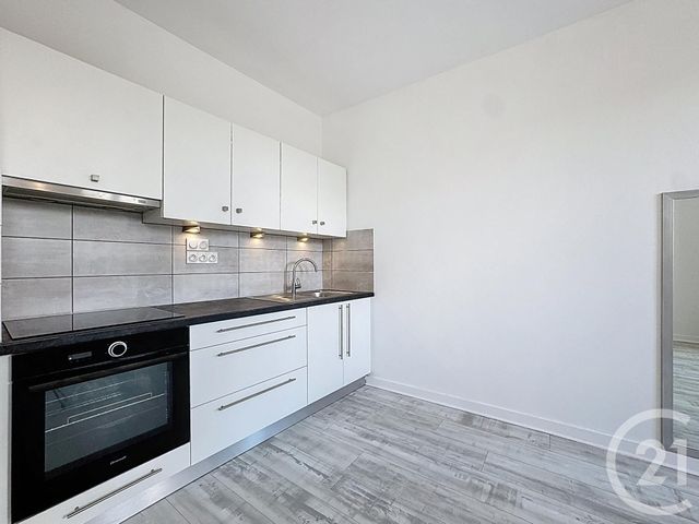 Appartement T2 &agrave; louer - 2 pi&egrave;ces - 42,03 m2 - Lesneven - 29 - BRETAGNE