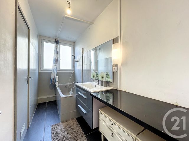 Appartement T4 &agrave; louer - 4 pi&egrave;ces - 73,65 m2 - Brest - 29 - BRETAGNE