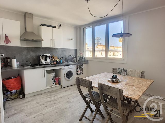 Appartement T2 &agrave; louer - 2 pi&egrave;ces - 66,86 m2 - Brest - 29 - BRETAGNE