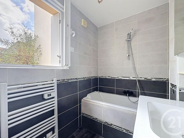 Appartement T2 &agrave; louer - 2 pi&egrave;ces - 43,56 m2 - Brest - 29 - BRETAGNE