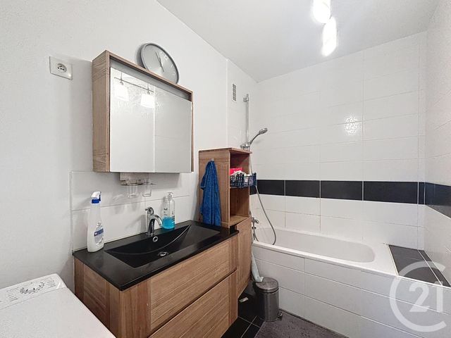 Appartement T3 à vendre - 3 pièces - 58,43 m2 - Brest - 29 - BRETAGNE